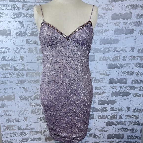 Aidan Mattox Mini Cocktail Dress Sz 2 Lavender Lace Beaded Sheath Sweetheart - Picture 1 of 13